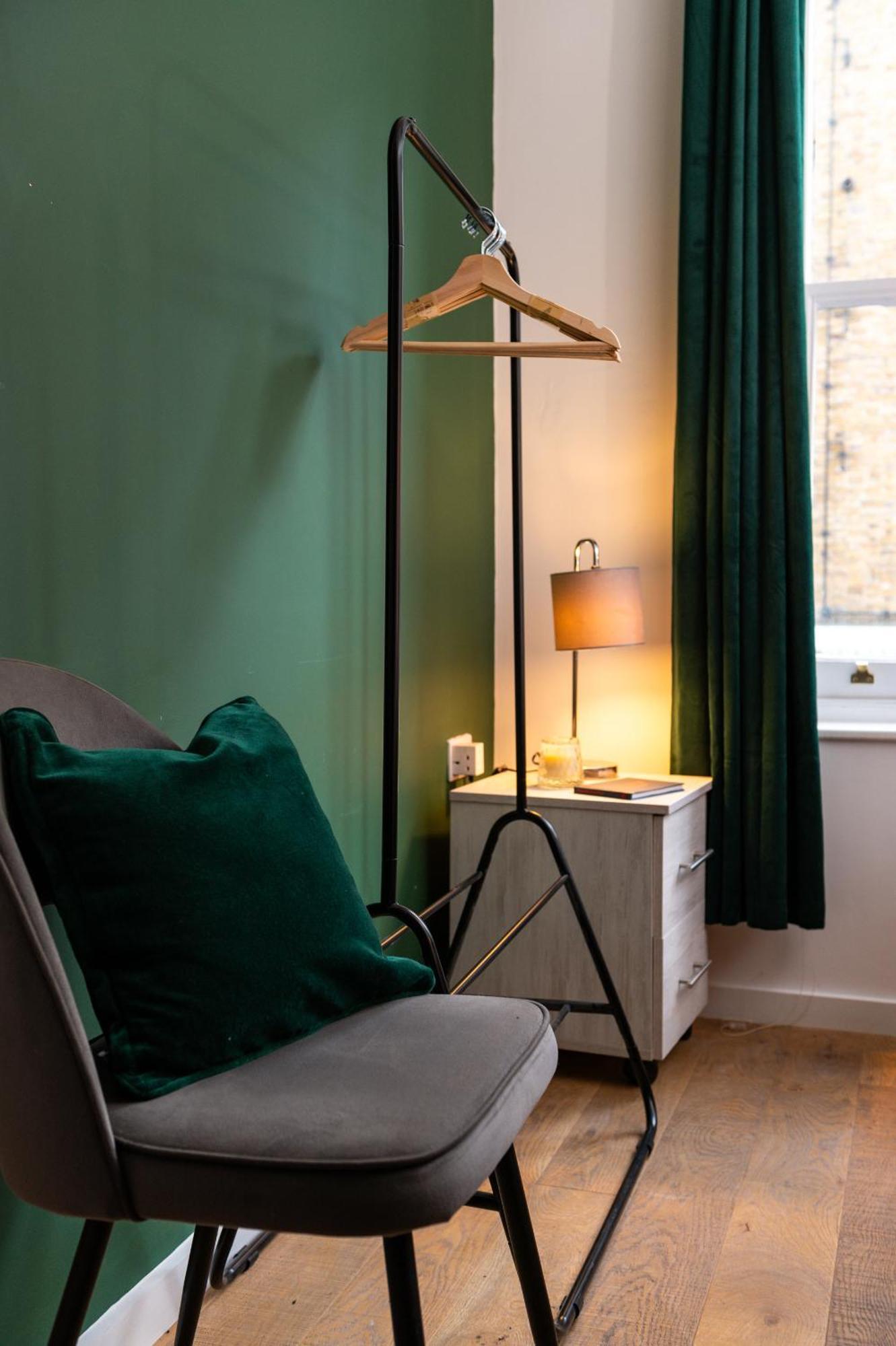 1Br Stylish Flat By Hostarahomes, Near Liverpool Street, Prime London Location, Sleeps Up To 4 Exteriör bild