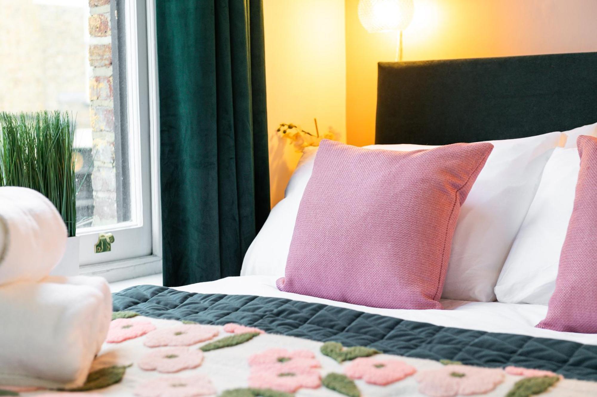 1Br Stylish Flat By Hostarahomes, Near Liverpool Street, Prime London Location, Sleeps Up To 4 Exteriör bild